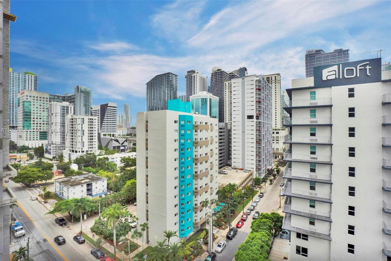 1010 SW 2nd Ave, Unit 1004, Miami, FL 33130 Photo