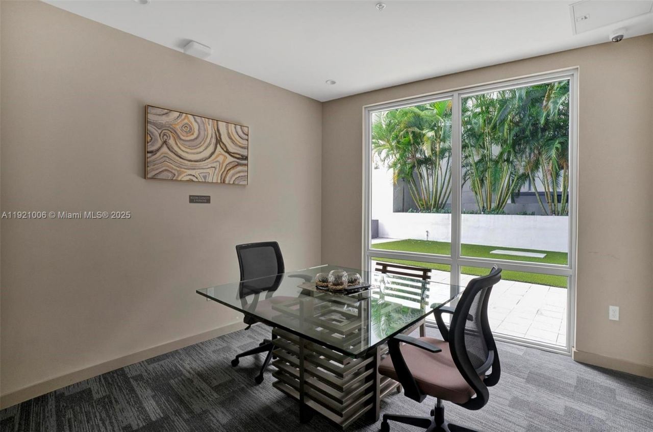 1010 SW 2nd Ave, Unit 1004, Miami, FL 33130 Photo