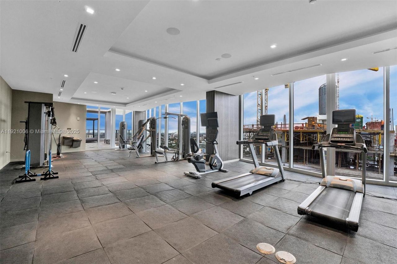 1010 SW 2nd Ave, Unit 1004, Miami, FL 33130 Photo