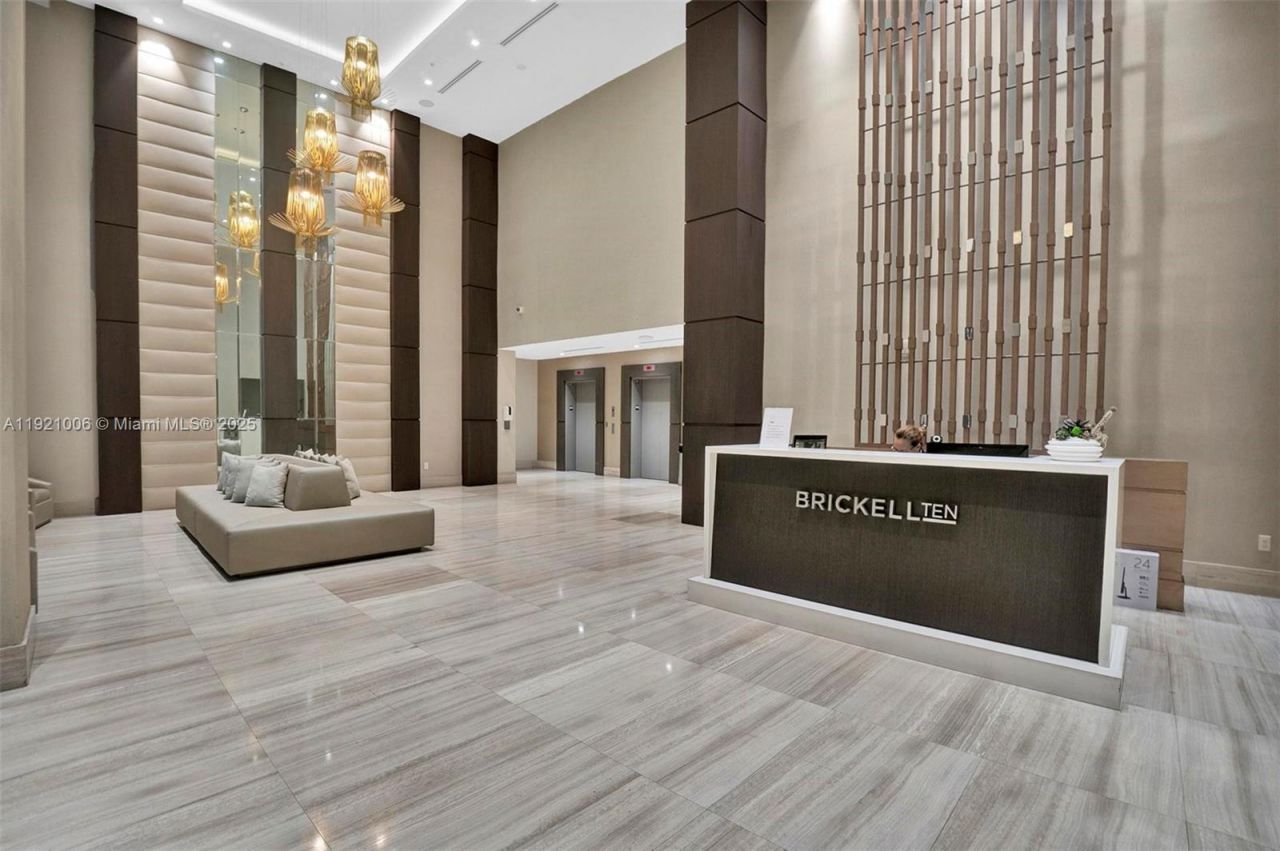 1010 SW 2nd Ave, Unit 1004, Miami, FL 33130 Photo