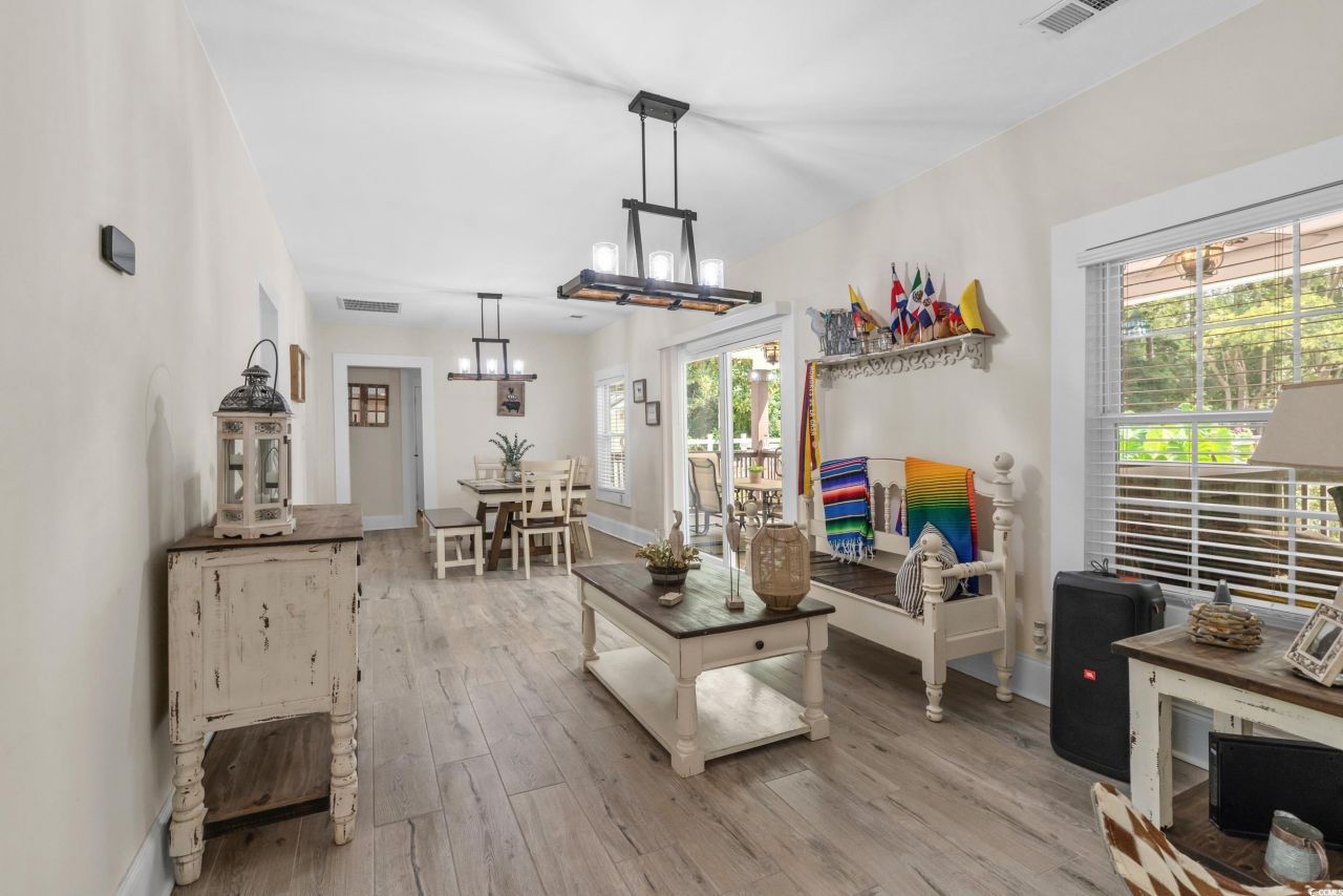 2323 Main St. Photo 24