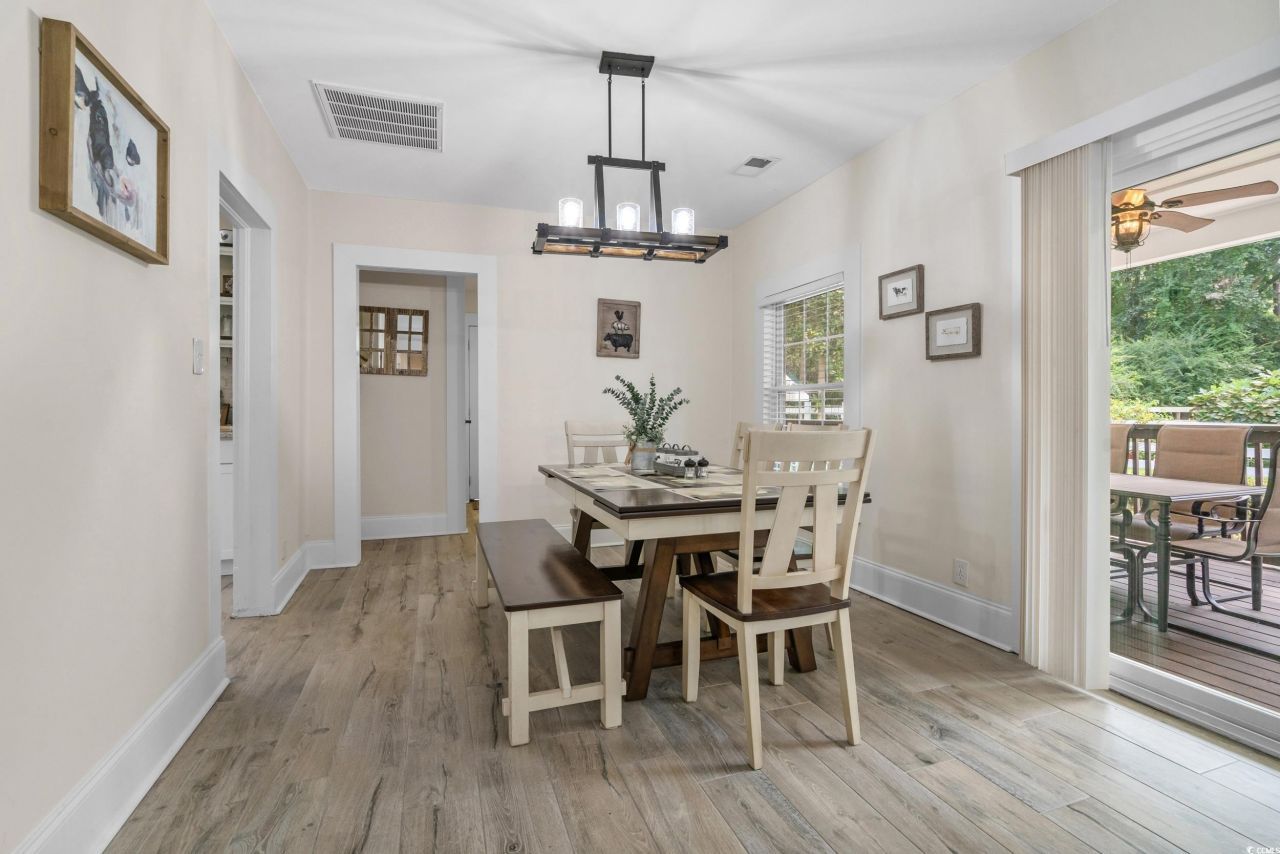 2323 Main St. Photo 25