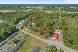 2323 Main St. photo 4