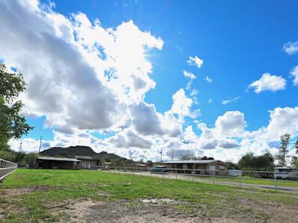 2059 W SCISSOR TAIL Place, Queen Valley, AZ 85118