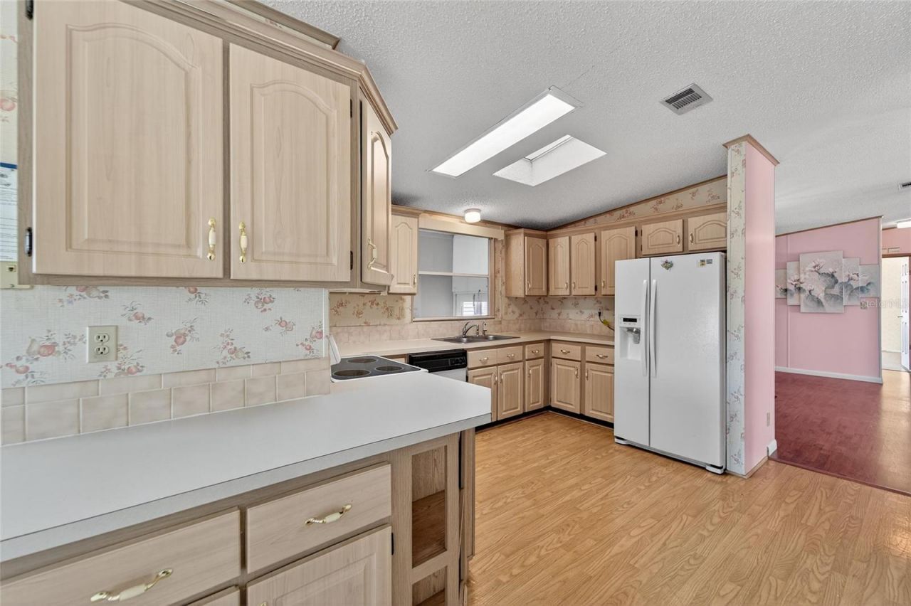 1001 Starkey Road, Lot#355, Largo, FL 33771 Photo