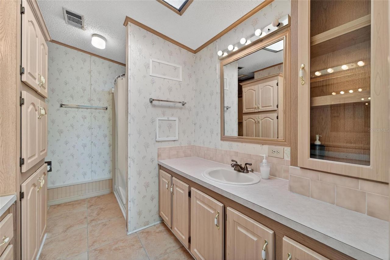 1001 Starkey Road, Lot#355, Largo, FL 33771 Photo