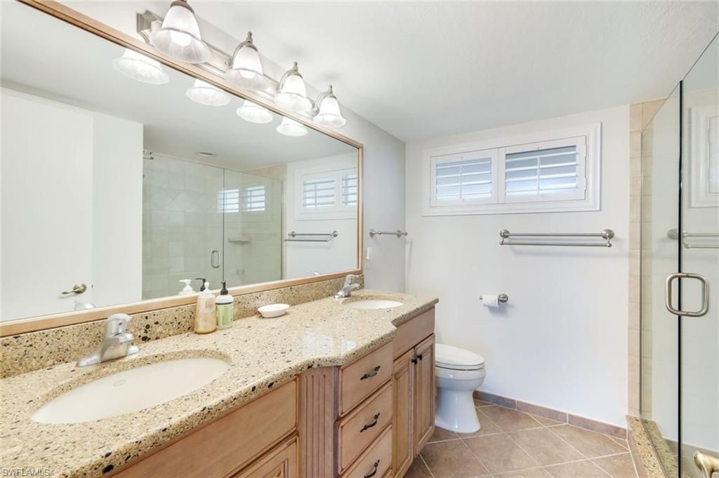 200 Periwinkle Way, Unit 214, Sanibel, FL 33957 Photo