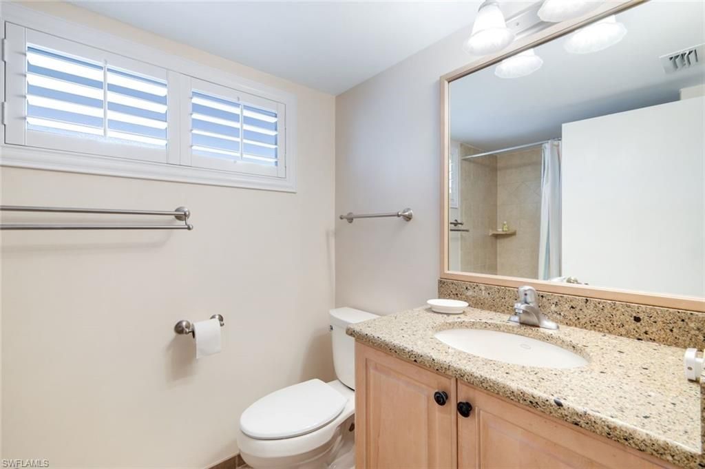 200 Periwinkle Way, Unit 214, Sanibel, FL 33957 Photo