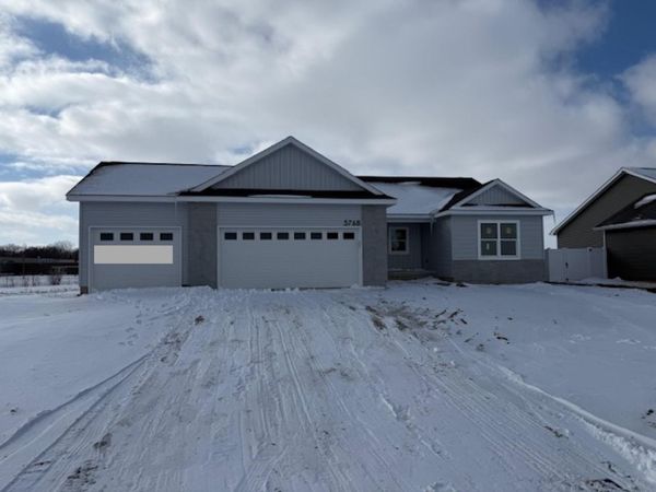 5768 Wall Street, Waterloo, IA 50701