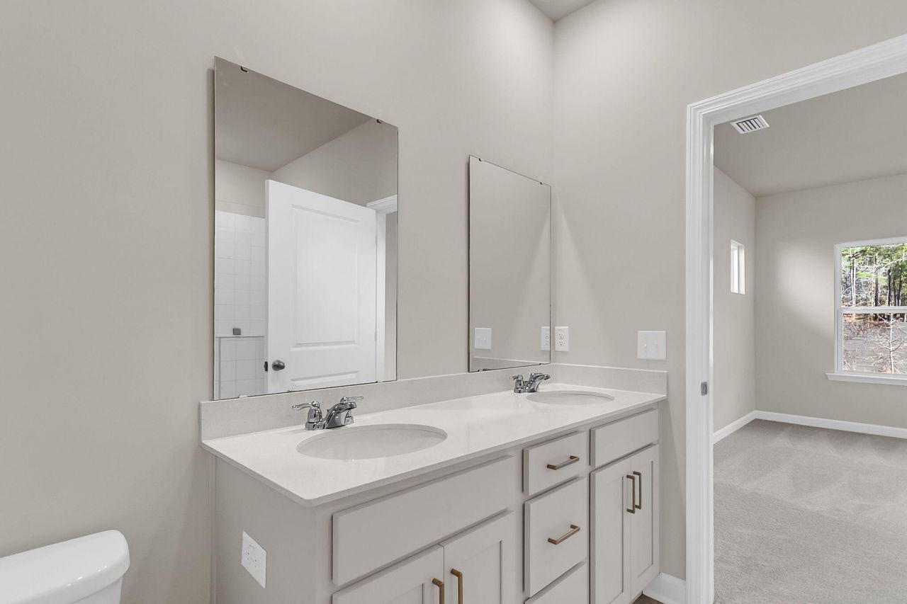 916 Dusk Drive Photo 15