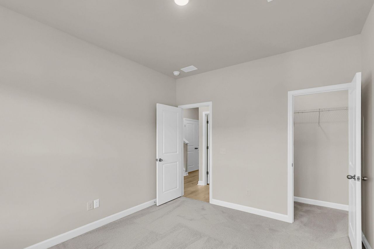 916 Dusk Drive Photo 18