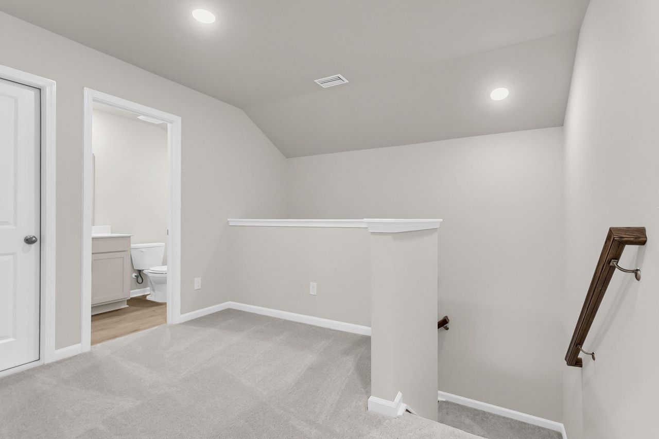 916 Dusk Drive Photo 24