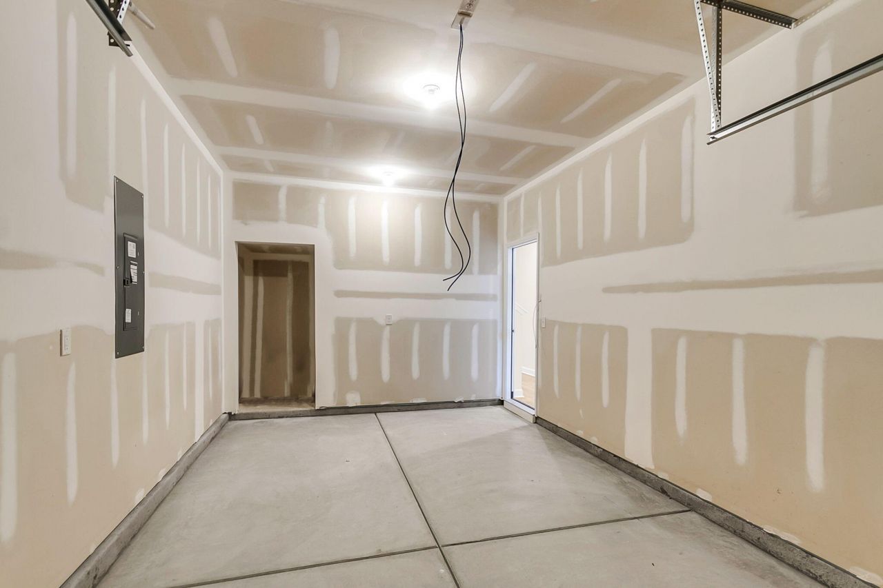 916 Dusk Drive Photo 34