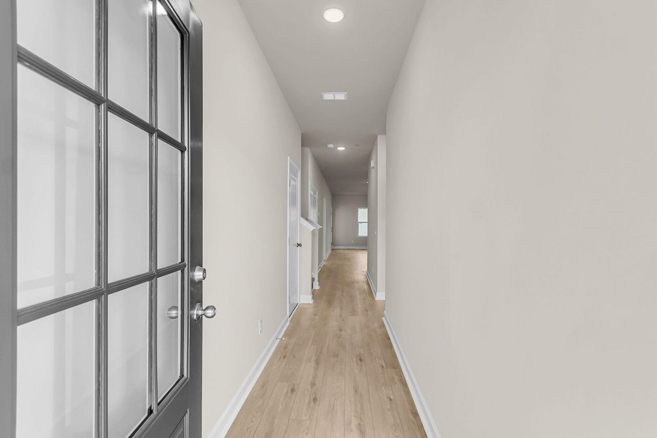 916 Dusk Drive Photo 4