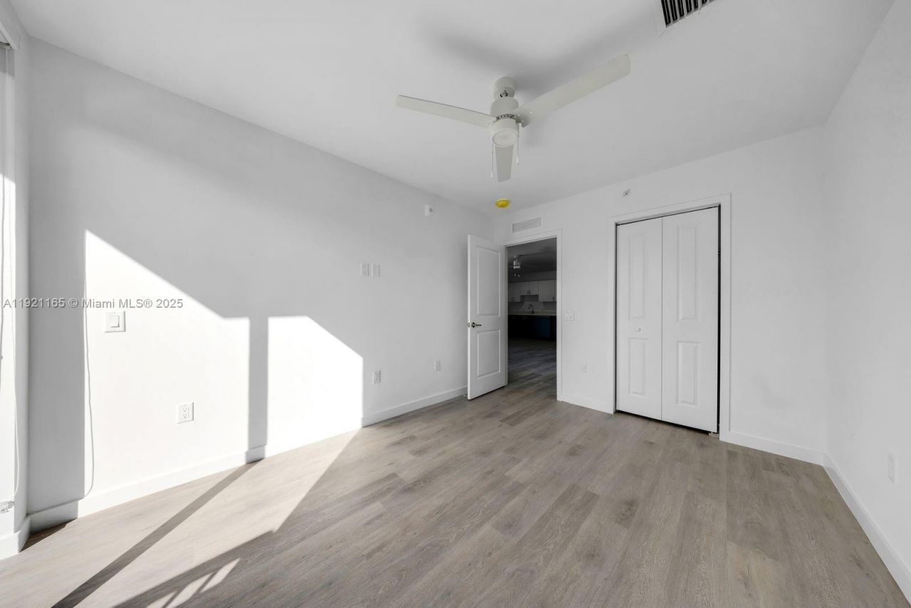 20 NE 19th Ave, Unit 201, Pompano Beach, FL 33060 Photo