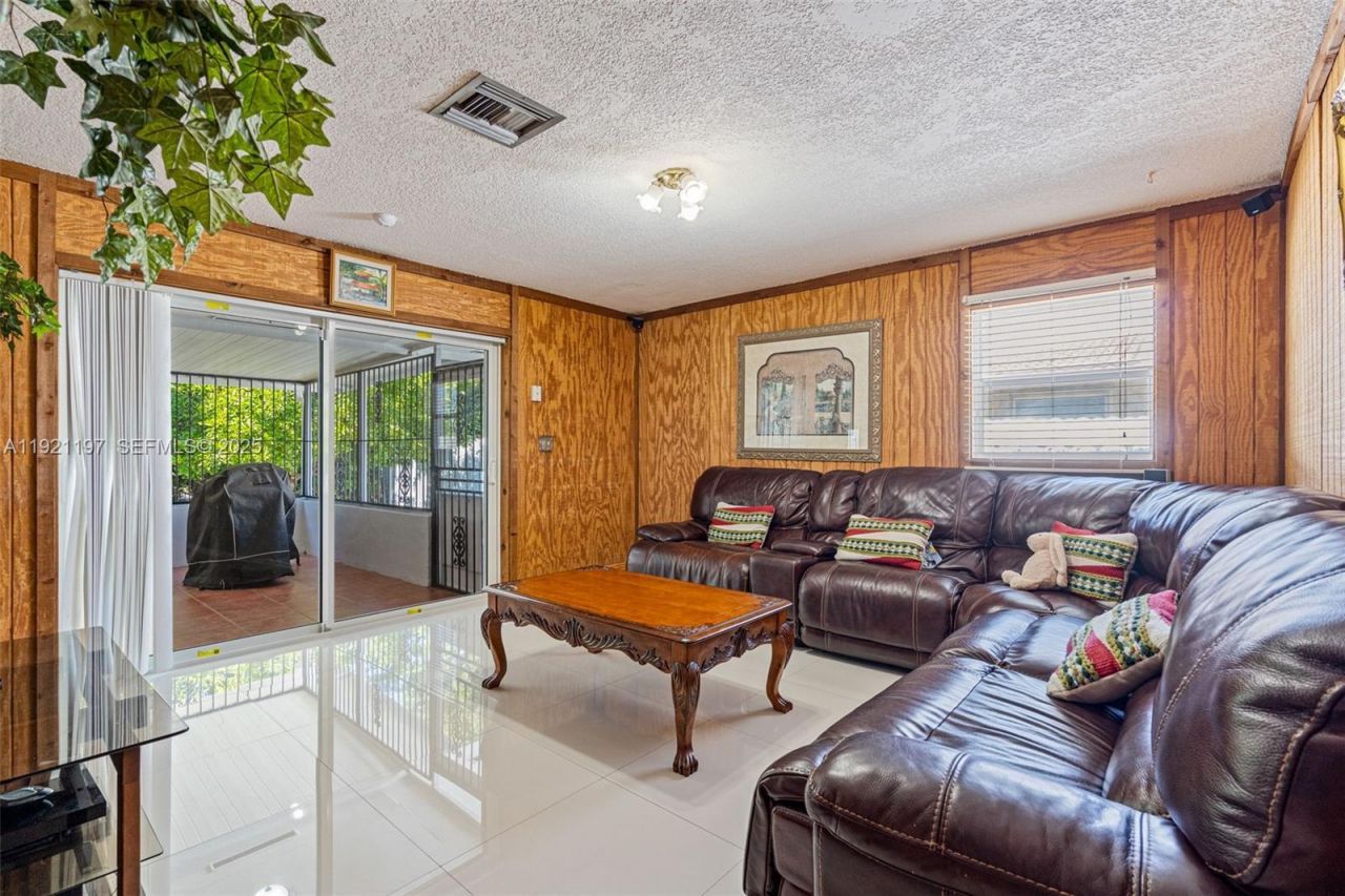 7004 SW 139th Pl, Miami, FL 33183 Photo