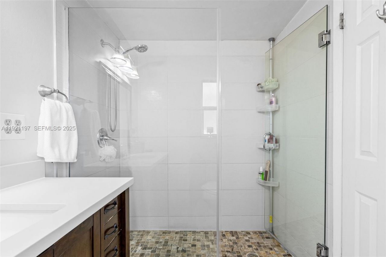 7004 SW 139th Pl, Miami, FL 33183 Photo