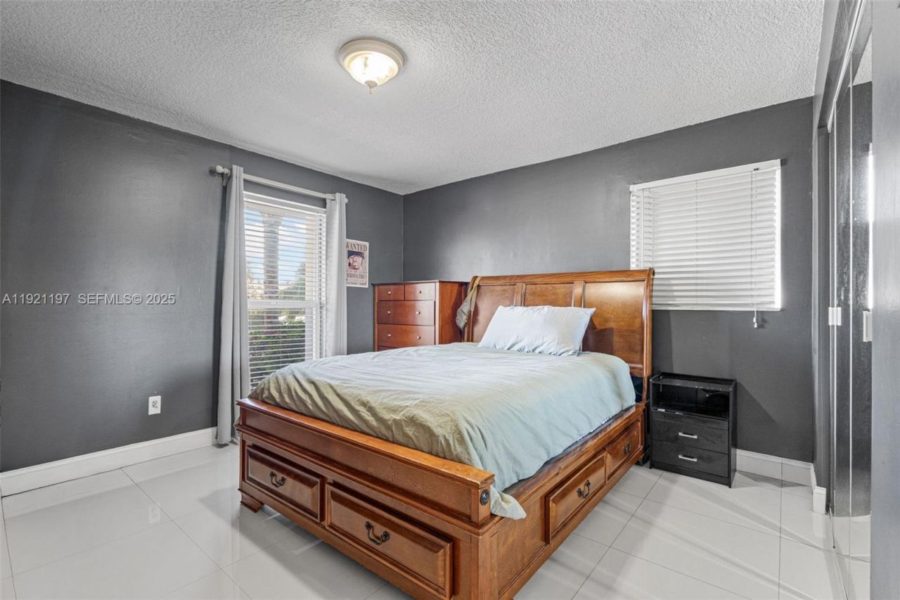 7004 SW 139th Pl, Miami, FL 33183 Photo