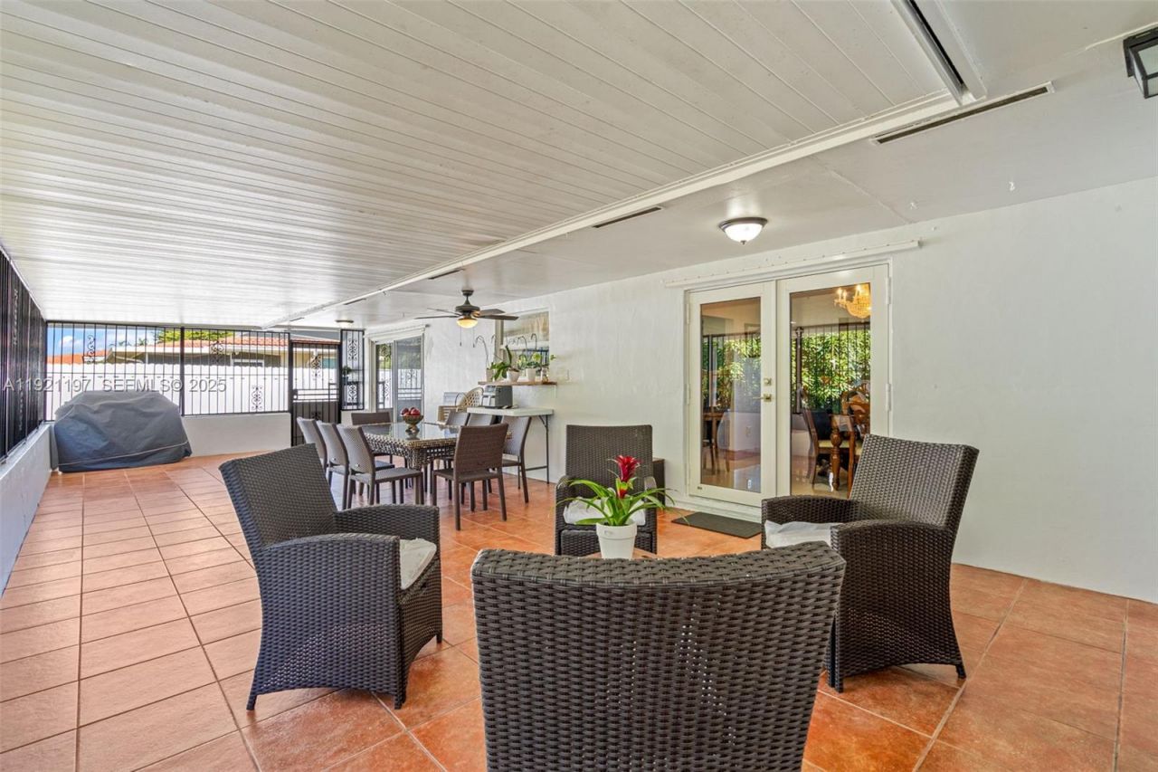 7004 SW 139th Pl, Miami, FL 33183 Photo