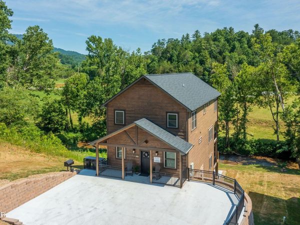 3140 Cherokee Valley Drive, Sevierville, TN 37862
