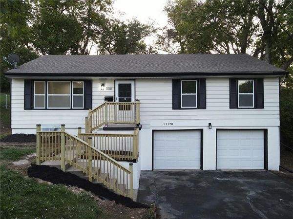 11120 Myrtle Avenue, Kansas City, MO 64137