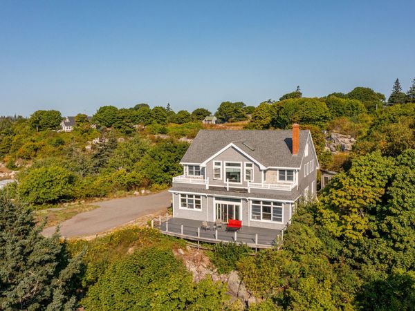 38 W. Main W Main Street, Vinalhaven, ME 04863
