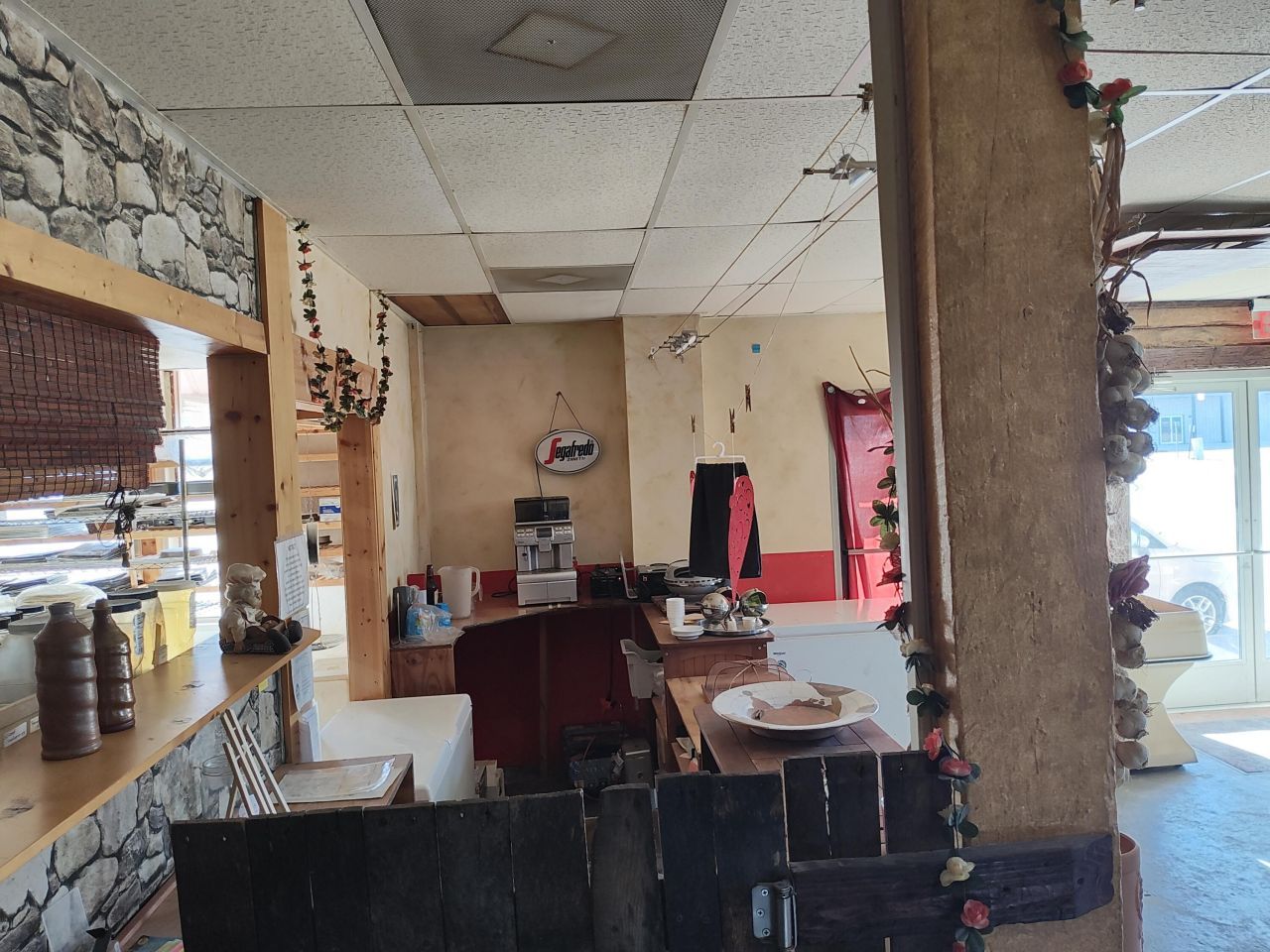 770 N Railroad Avenue  Photo 20