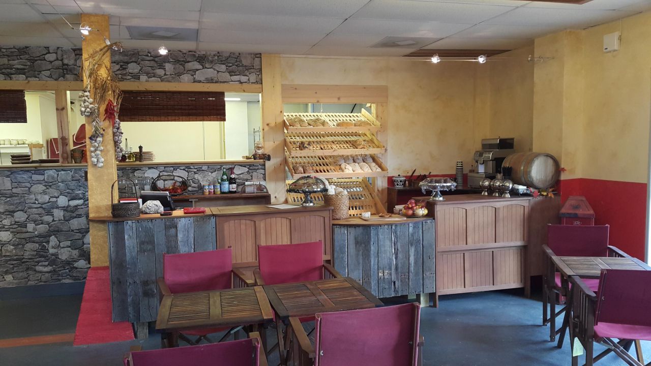 770 N Railroad Avenue  Photo 6