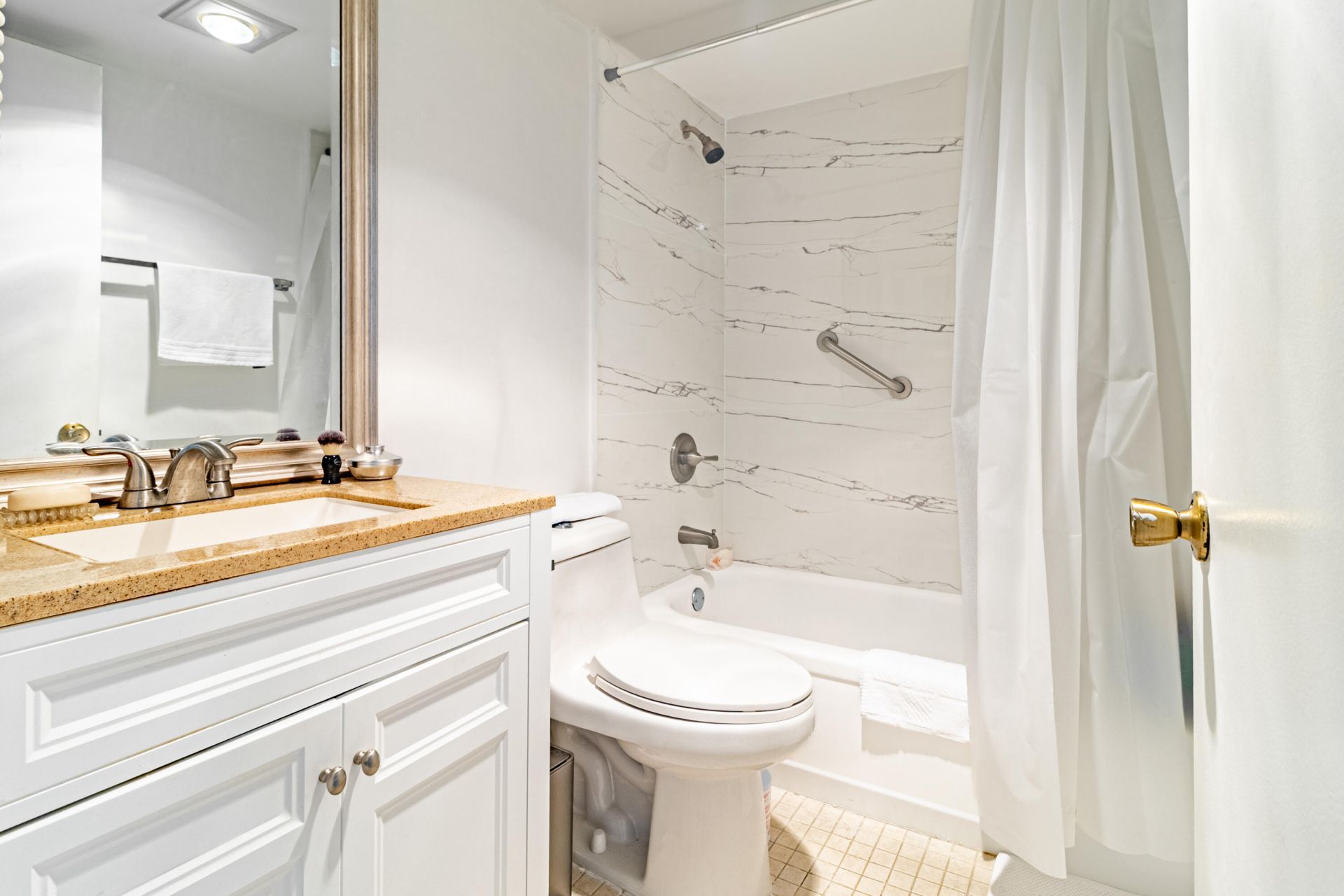 213 Fanshaw F, Boca Raton, FL 33434 Photo