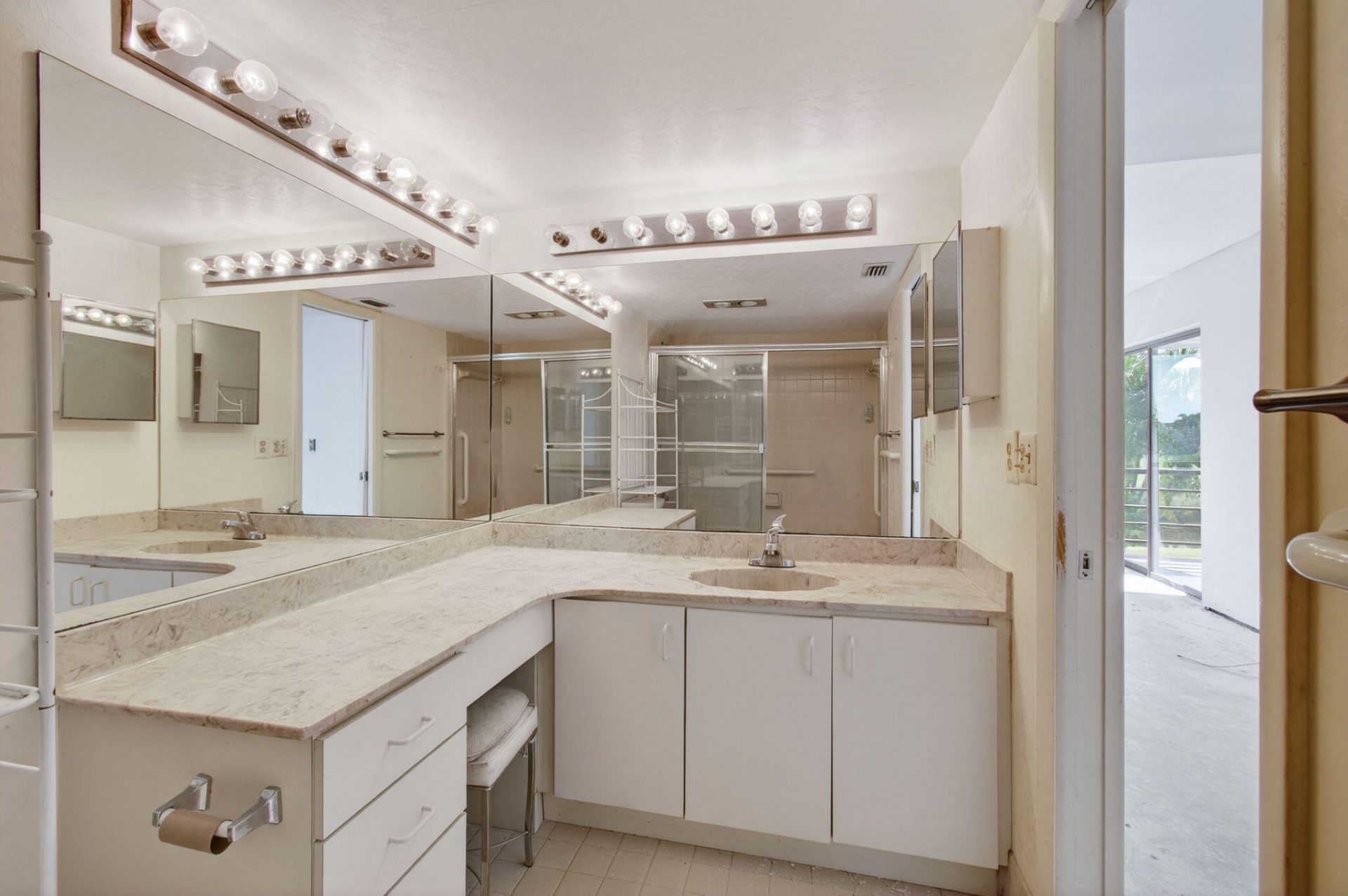 5771 Fairway Park Court, Unit 205, Boynton Beach, FL 33437 Photo