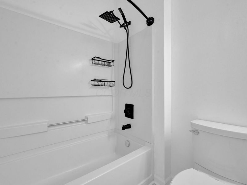 1925 Fortstone Lane, Columbus, OH 43228 Photo 22