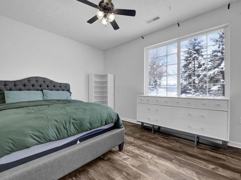 1925 Fortstone Lane, Columbus, OH 43228 Photo 4