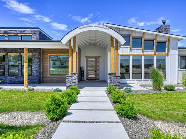 15006 Snow Mountain Dr., Caldwell, ID 83607
