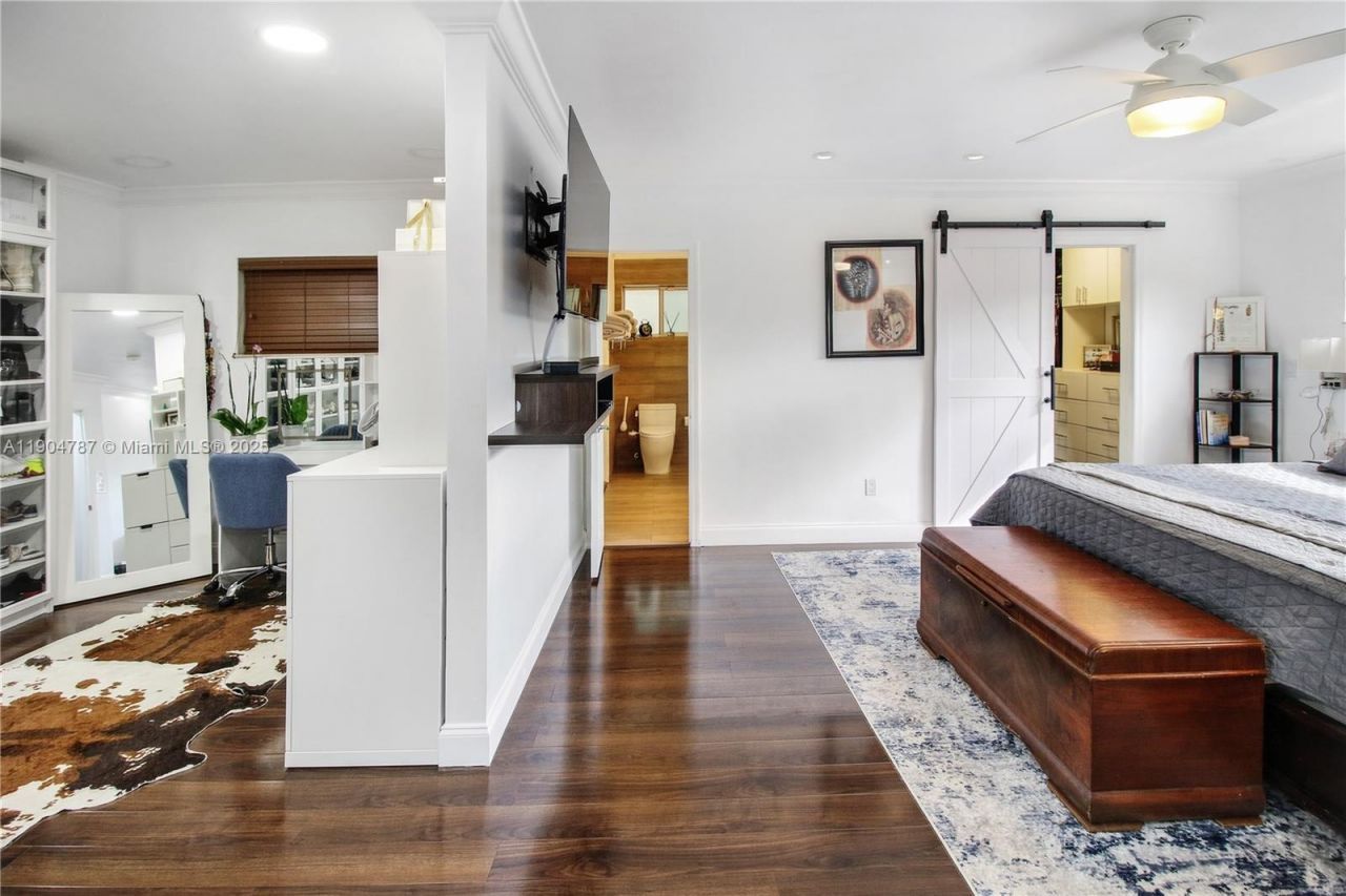 19901 NE 21st Ave, Miami, FL 33179 Photo