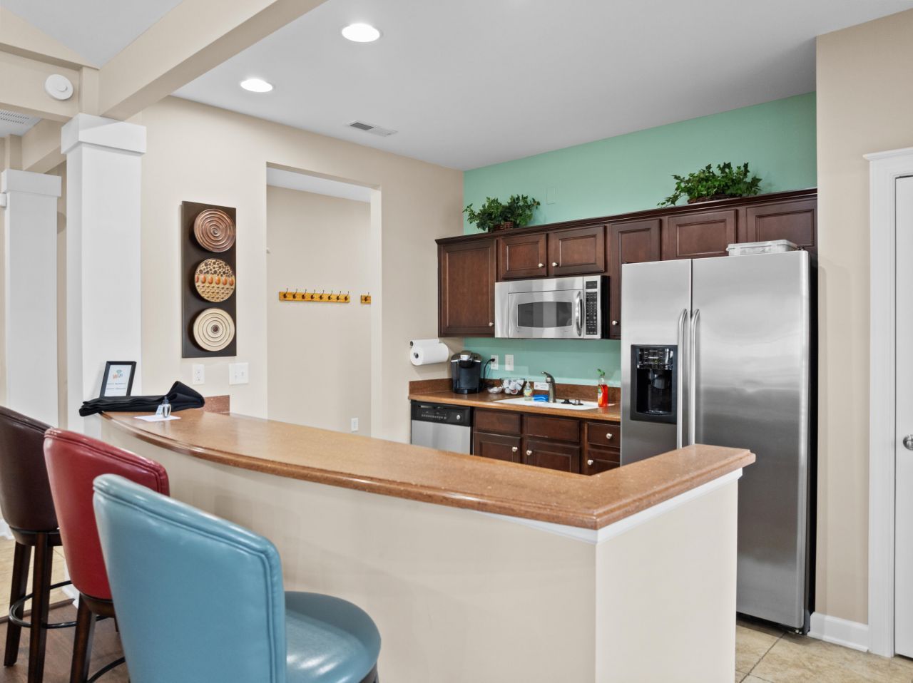 252 Village Stone Circle Photo 38