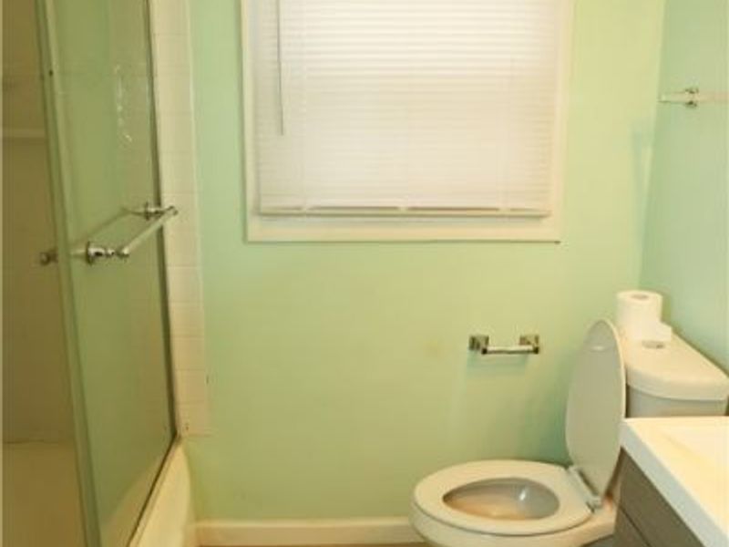 1008 Woodview Road, Cleveland, OH 44121 Photo 14