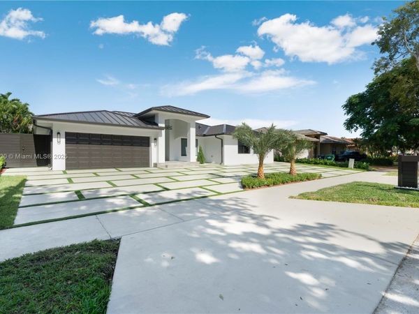 15563 SW 115th St, Miami, FL 33196