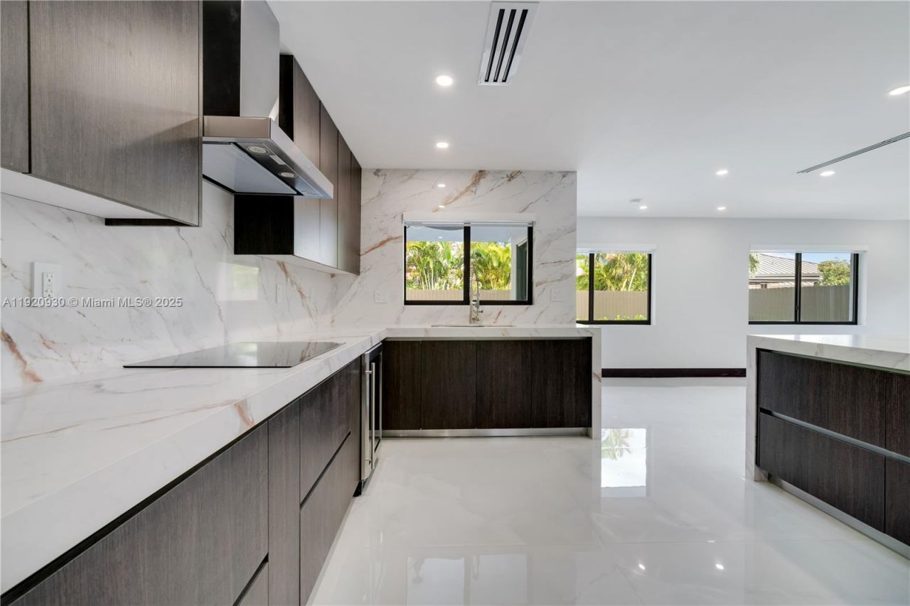 15563 SW 115th St, Miami, FL 33196 Photo