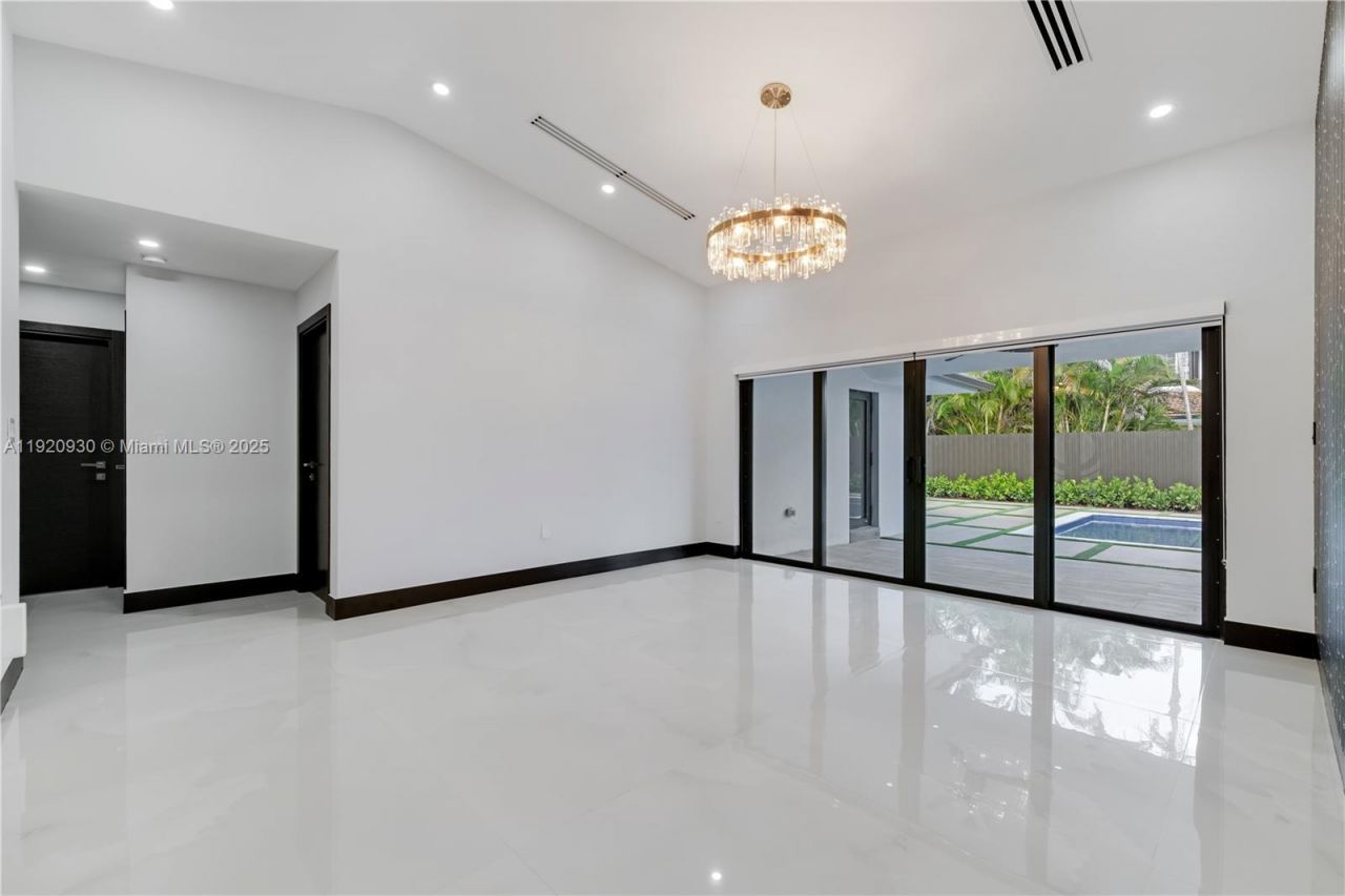 15563 SW 115th St, Miami, FL 33196 Photo