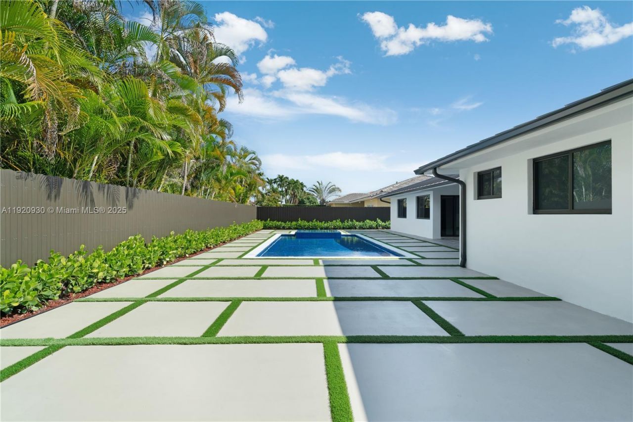 15563 SW 115th St, Miami, FL 33196 Photo