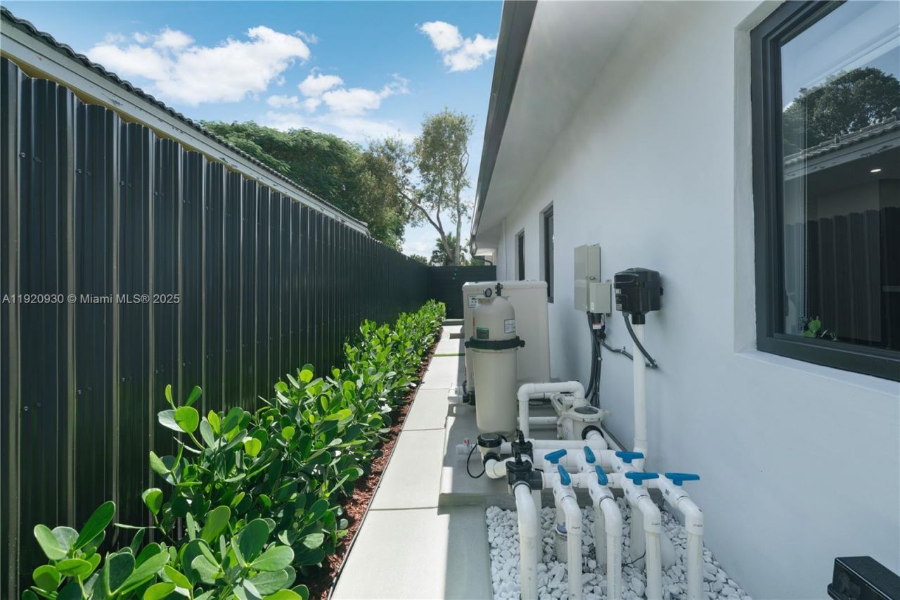 15563 SW 115th St, Miami, FL 33196 Photo