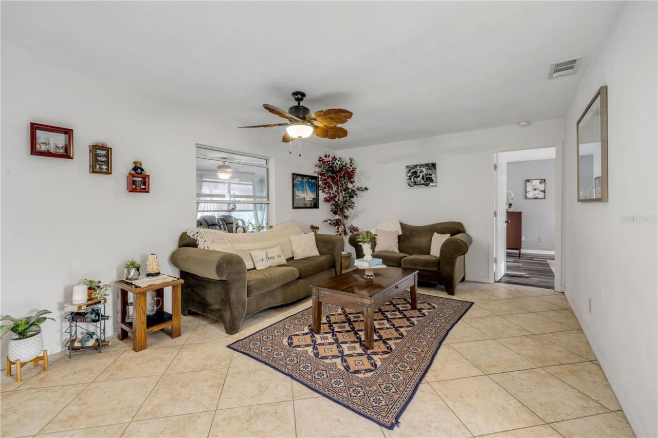 2425 Travelers Palm Drive, Edgewater, FL 32141 Photo