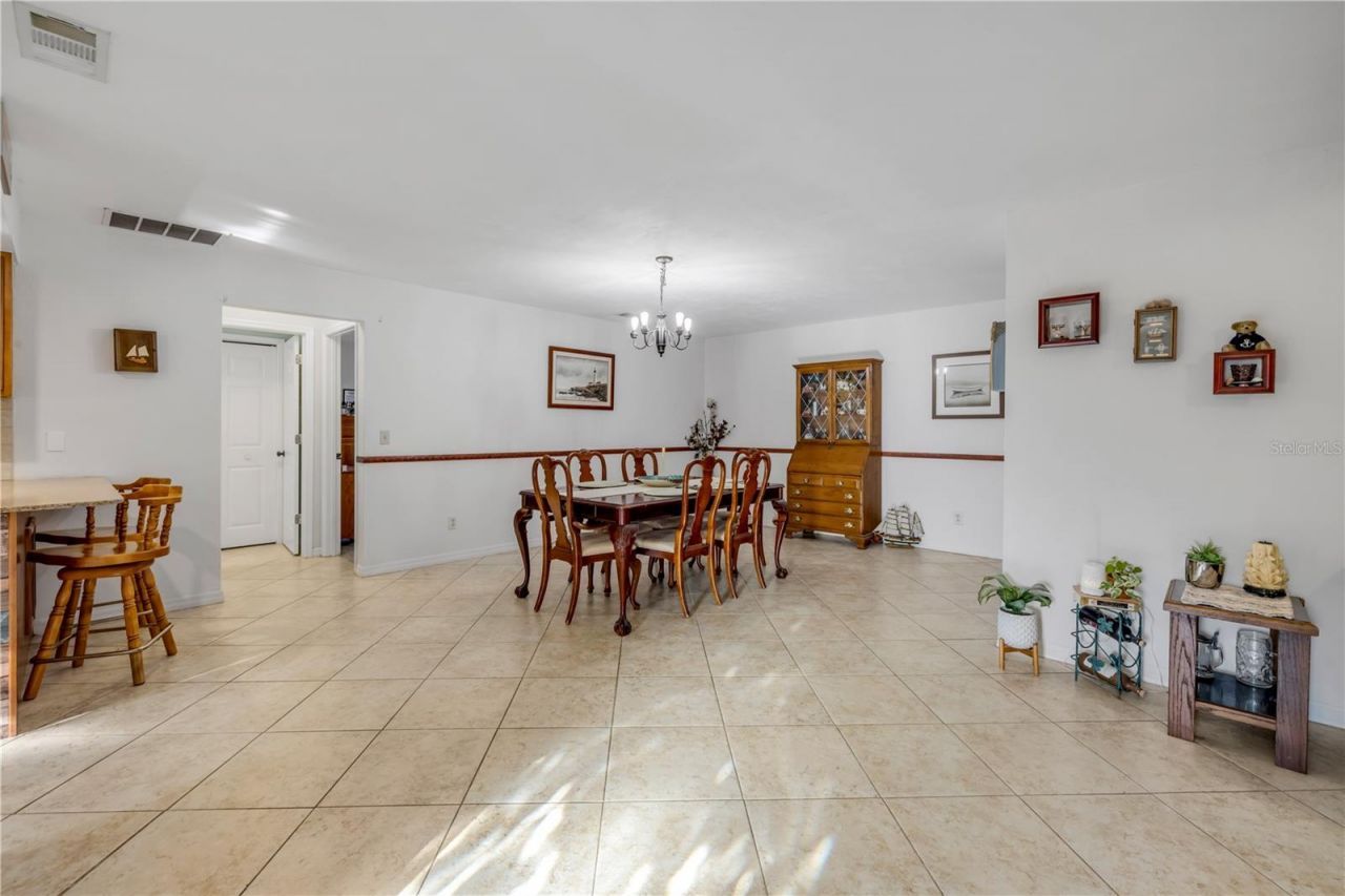 2425 Travelers Palm Drive, Edgewater, FL 32141 Photo