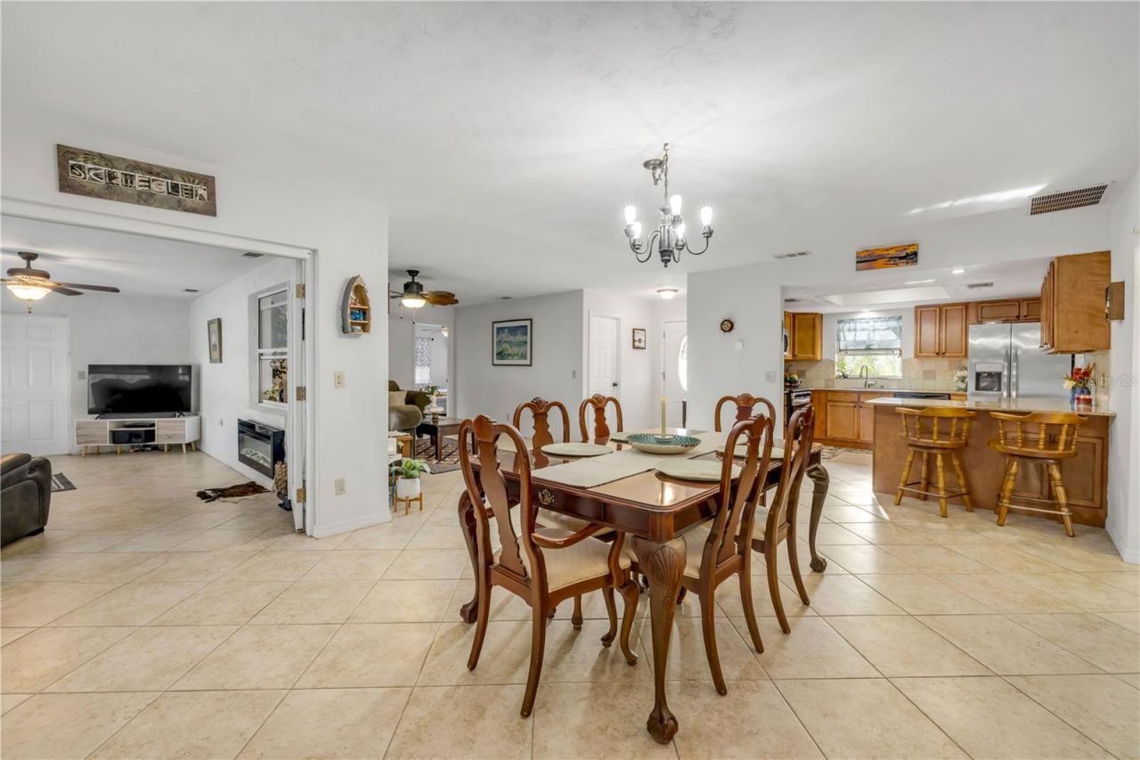 2425 Travelers Palm Drive, Edgewater, FL 32141 Photo
