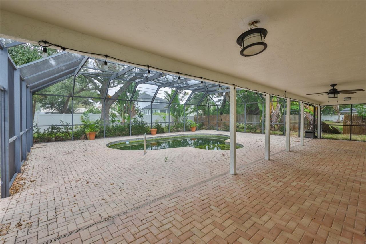 456 Rafael Boulevard Ne, Saint Petersburg, FL 33704 Photo