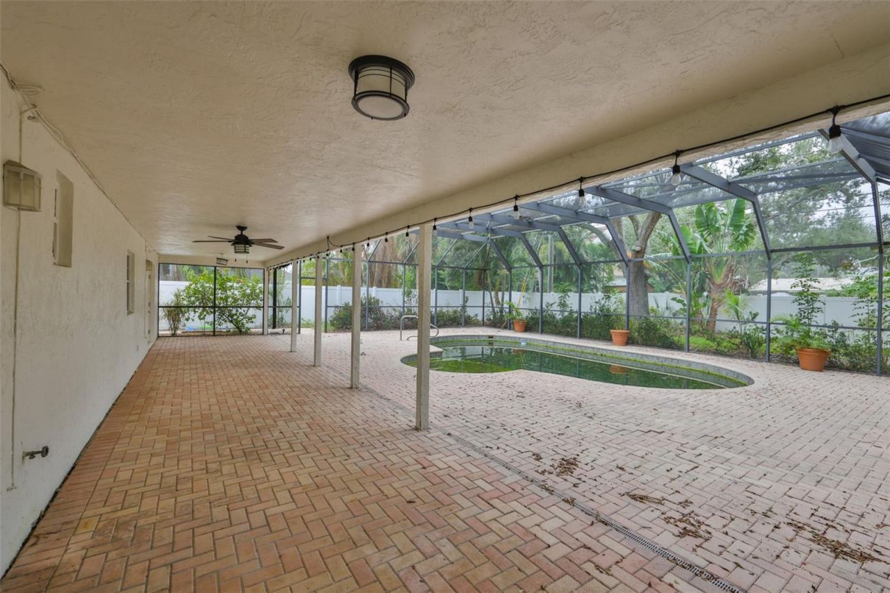 456 Rafael Boulevard Ne, Saint Petersburg, FL 33704 Photo