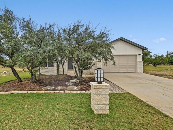 1615 White Tail, Horseshoe Bay, TX 78657