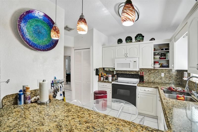 7456 W 34th Court, Hialeah, FL 33018 Photo