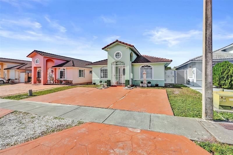 7456 W 34th Court, Hialeah, FL 33018 Photo