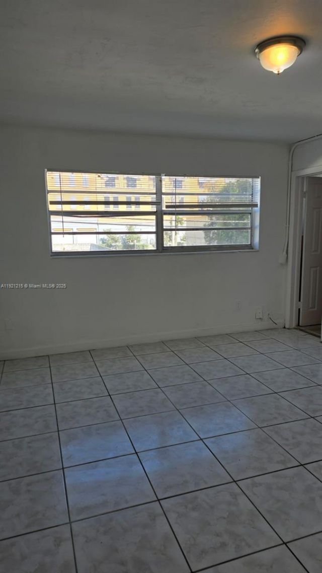 1885 NE 121st St, Unit 17, North Miami, FL 33181 Photo